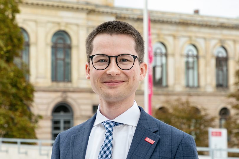 Felix Rösel ist neuer Professor für Volkswirtschaftslehre. Bildnachweis: Kristina Rottig/TU Braunschweig