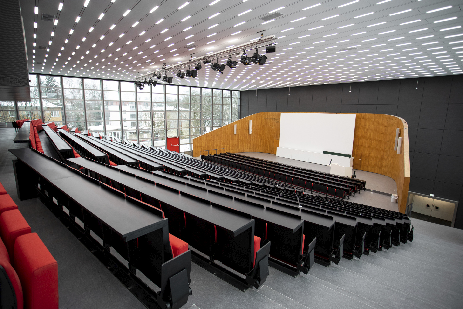 Das Audimax ist der größte Hörsaal der Carolo-Wilhelmina. Bildnachweis: Max Fuhrmann/TU Braunschweig