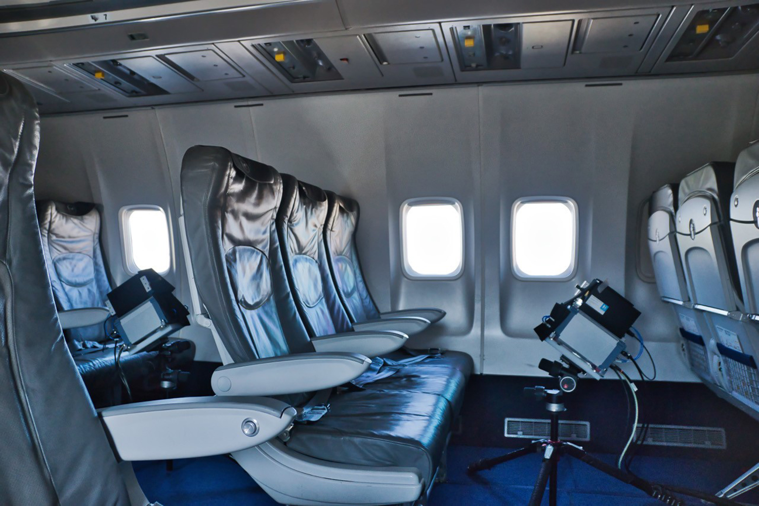 THz-Kanalmessungen in einer Flugzeugkabine; Foto Tobias Doeker